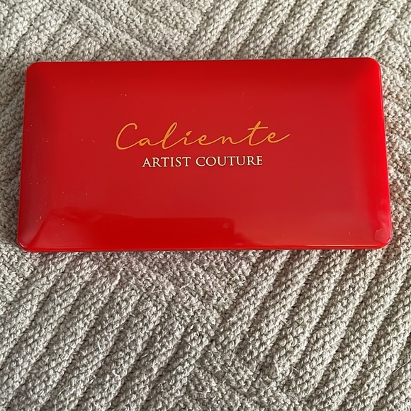 Artist couture eyeshadow pallet in caliente - Picture 2 of 3